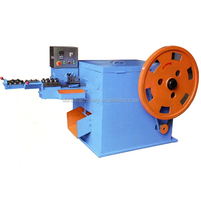 Production automatique de clous en acier au carbone de 3 kW avec onduleur / PLC inclus