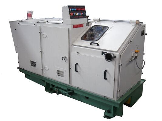 Machine de fabrication de billes d'acier à forge à froid à prix compétitif et puissance moteur de 1,1 à 15 kW pour les usines de fabrication