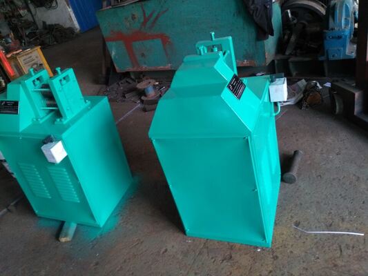 Machine de pointe facile à utiliser 380V 2,2 kW pour appareil auxiliaire de dessin de fil