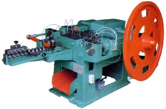Clou commun à faible bruit à grande vitesse complètement automatique de fil faisant la machine, série Z94