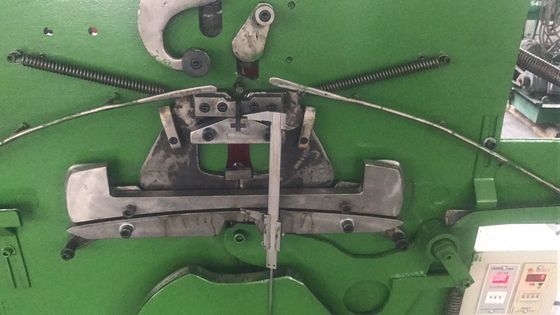 Cintre galvanisé par blanchisserie automatique de fil d'acier faisant la machine