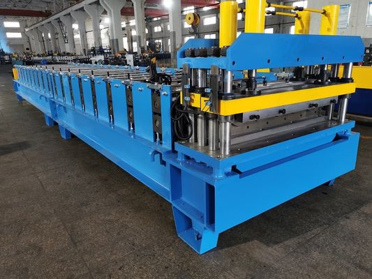 Tuile de toiture formant la machine