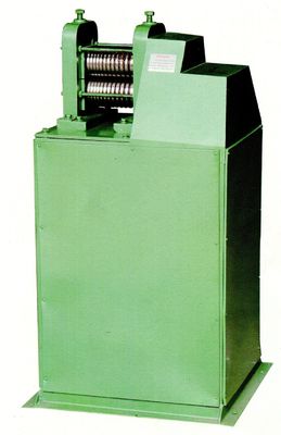 Fil dirigeant la machine