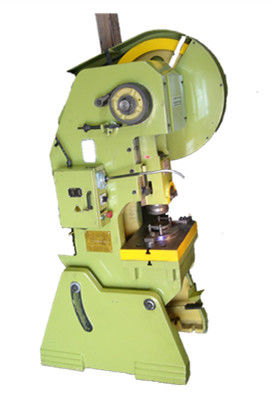 Machine heurtante de chapeau pour couvrir la production de clou