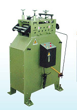 le réducteur 1/30 de machine de niveleur de presse de 500mm avec redressent la bande de feuillard