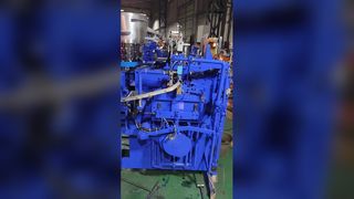 Machine à cintres antidérapante pour le linge